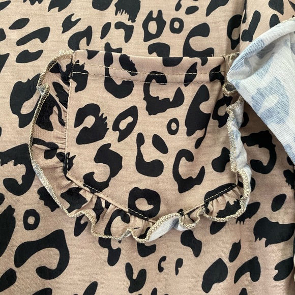 Leopard Top - Picture 3 of 4